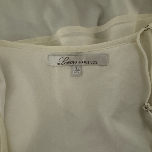 Lovers + Friends Coastal Love Cold Shoulder Top Blouse Embroidered White Small - Picture 11 of 11